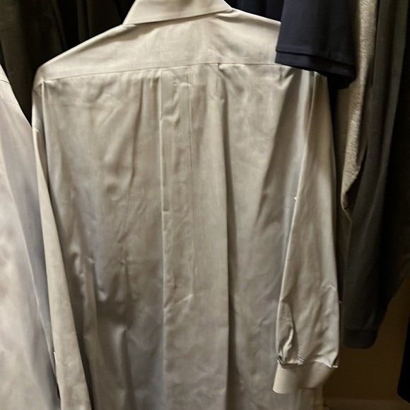 Brooks Brothers button down 171/2  -34 - Picture 3 of 3